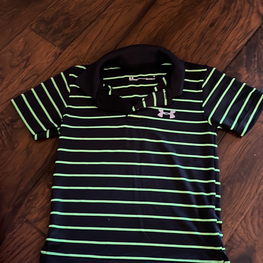 Size 4 under armour toddler shirt, navy blue & green striped